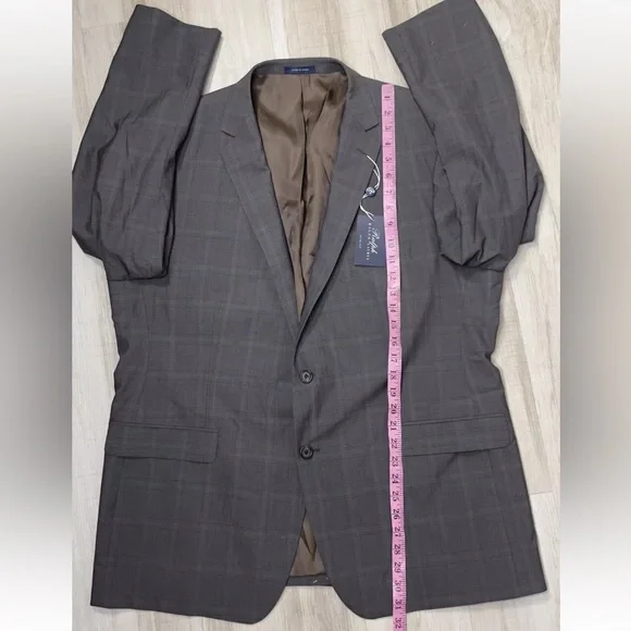 New With Tags Ralph Ralph Lauren Slim Fit Plaid Blazer. Size: 48R sport coat